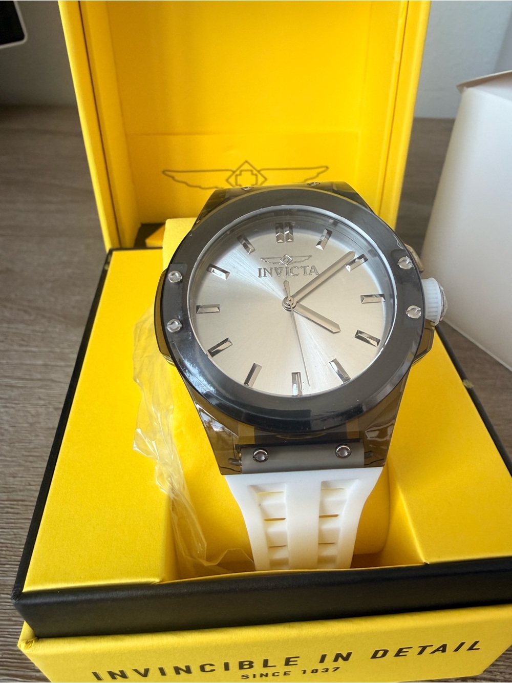 Invicta Sea Base Siphon Men's Watch - 45mm. White (50008)